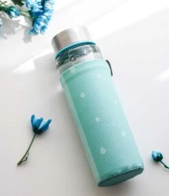 Duurzame Waterfles - Glas - Glazen Drinkfles - 550ml - Inclusief Sleeve - Mint Groen 17 Duurzame Waterfles - Glas - Glazen Drinkfles - 550ml - Inclusief Sleeve - Mint Groen -Aigostar winkel 1037x1200 6