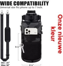 Merkloos Waterfles 2 Liter MET Sleeve Camo Zwart - Gratis Armband! - Waterfles Met Rietje -Drinkfles Met Rietje - Grote Waterfles - Bottle 2 Liter - Sportbidon - Sportfles Fitness - Waterkan - Gallon - Schenkfles - Waterflessen - Drinkbus