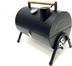 Compacte Draagbare Kolen BBQ Van Wolff BBQ - Handig Voor Op De Camping Op Het Strand Of In Een Park - Smoker Barbecue - Draagbare Lichtgewicht Bbq - Met Thermometer En Lucht Doorvoer. Laat Je Vlees Langzaam Garen. 12 Compacte Draagbare Kolen BBQ Van Wolff BBQ - Handig Voor Op De Camping Op Het Strand Of In Een Park - Smoker Barbecue - Draagbare Lichtgewicht Bbq - Met Thermometer En Lucht Doorvoer. Laat Je Vlees Langzaam Garen. -Aigostar winkel 1200x1102 2