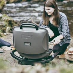 Burnhard Draagbare 2-Branders Gasbarbecue - Afdekhoes - BBQ Wayne 25 Burnhard Draagbare 2-Branders Gasbarbecue - Afdekhoes - BBQ Wayne -Aigostar winkel 1200x1200 1048