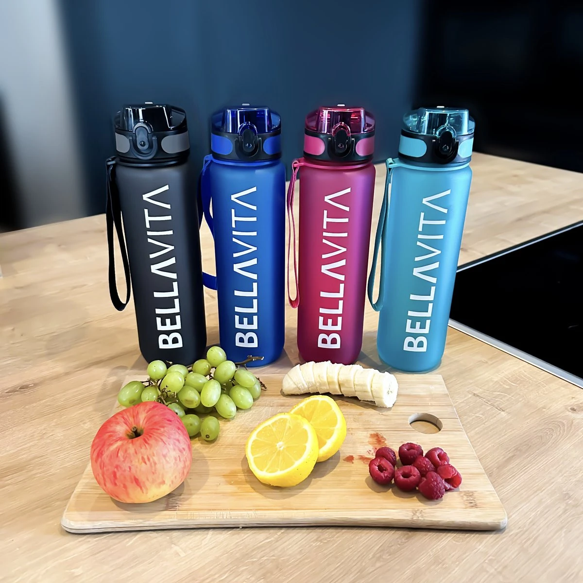 BELLAVITA Drinkfles - Zwart - Waterfles - Drinkfles Volwassenen - Drinkfles Kinderen - Drinkfles 1 Liter - Fles - 1 Liter - 1000ml - Tritan - Fruitfilter- BPA-vrij - 100% Lekvrij 7 BELLAVITA Drinkfles - Zwart - Waterfles - Drinkfles Volwassenen - Drinkfles Kinderen - Drinkfles 1 Liter - Fles - 1 Liter - 1000ml - Tritan - Fruitfilter- BPA-vrij - 100% Lekvrij - Afbeelding 5