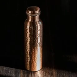 Puur Koperen Waterfles Gehamerd - 1 Liter