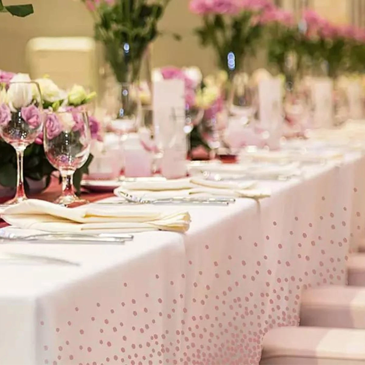 Pazzo Festa - Wegwerp Tafelkleed - 2 Stuks - Wit Rose - Vlek & Geurvrij - Verjaardagen - Gender Reveal - Baby Shower - Party's - 4 Pazzo Festa - Wegwerp Tafelkleed - 2 Stuks - Wit Rose - Vlek & Geurvrij - Verjaardagen - Gender Reveal - Baby Shower - Party's - - Afbeelding 2