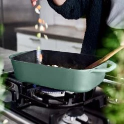 Springlane Gietijzer Ovenschaal Mint - 39,2 X 21,2 Cm, 4 L 17 Springlane Gietijzer Ovenschaal Mint - 39,2 X 21,2 Cm, 4 L -Aigostar winkel 1200x1200 758