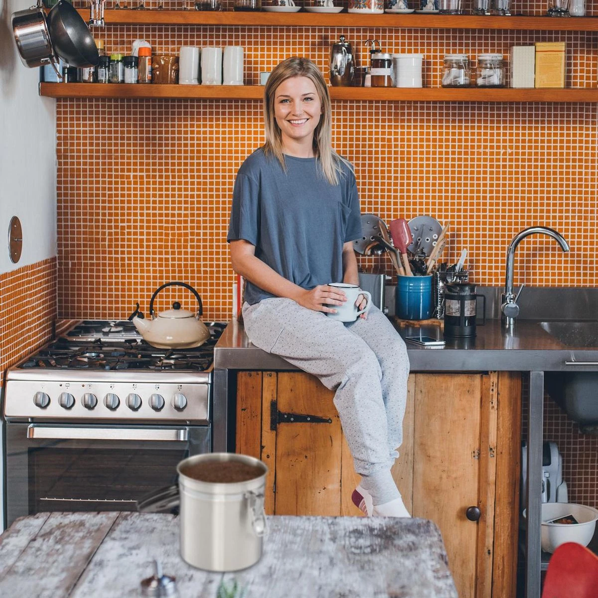 Relaxdays Voorraadbus Koffie - Koffieblik - Luchtdicht - Koffiebus - Zilver - Metaal Groot 4 Relaxdays Voorraadbus Koffie - Koffieblik - Luchtdicht - Koffiebus - Zilver - Metaal Groot - Afbeelding 2
