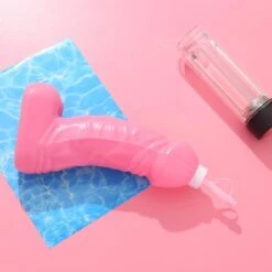 Merkloos Piemel Drinkfles - Waterfles - Drinkfles Volwassenen - Met Rietje - Kunststof - 600 Ml - Roze -Aigostar winkel 1200x1200 81