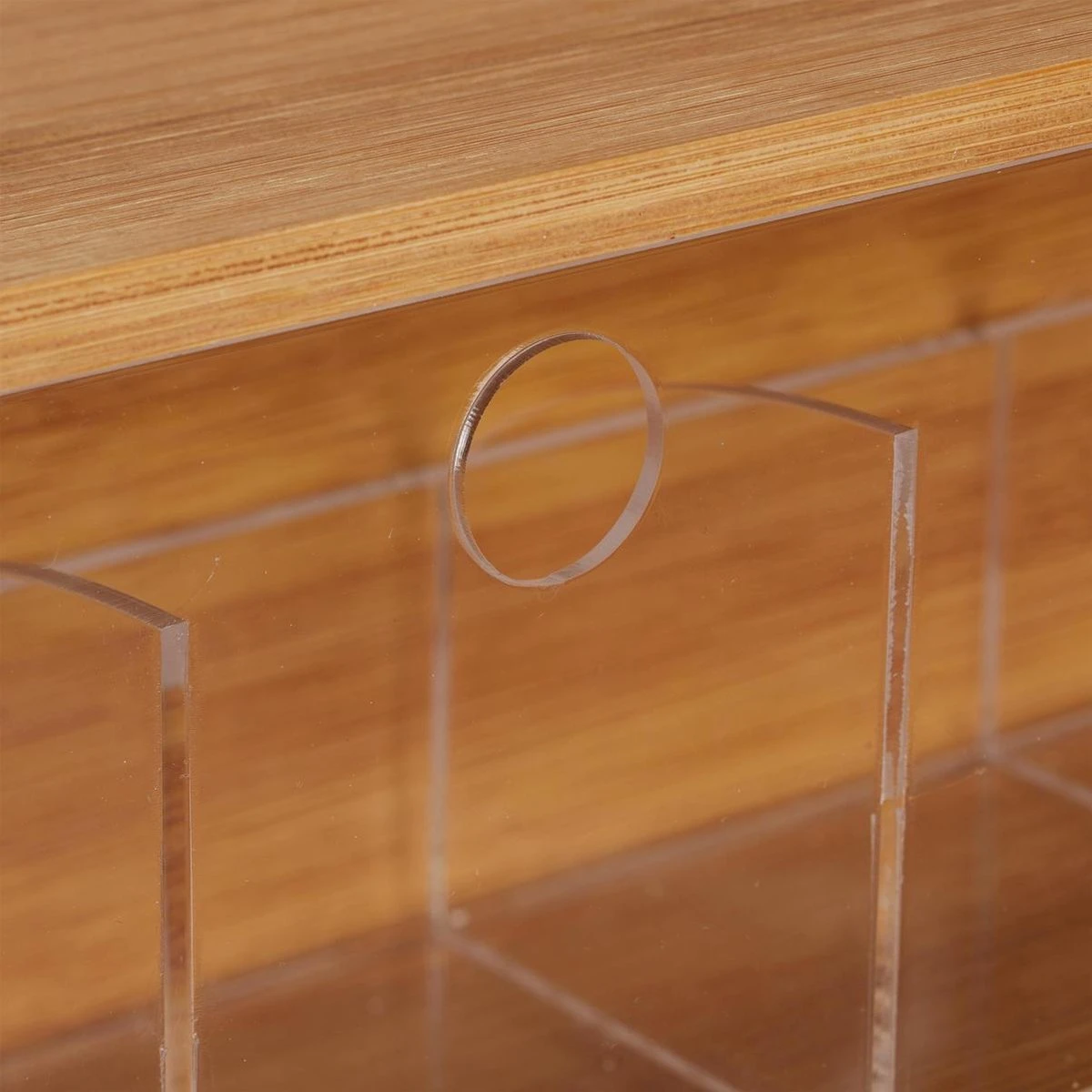 Relaxdays Theedoos 5 Vaks - Theekist - Theezakjeshouder - Bamboe - Voor Ca. 10 Theezakjes 11 Relaxdays Theedoos 5 Vaks - Theekist - Theezakjeshouder - Bamboe - Voor Ca. 10 Theezakjes - Afbeelding 9