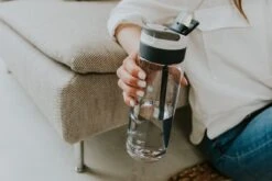 Kambukka Lagoon Drinkfles 750ml - Clear Met Geïntegreerd Rietje -Aigostar winkel 1200x800 1