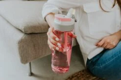 Kambukka Lagoon Drinkfles 750ml - Rose Lemonade Met Geïntegreerd Rietje -Aigostar winkel 1200x800 15