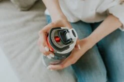 Kambukka Elton Drinkfles 1L - Graphite Met 3-in-1 Lid En Makkelijke Reiniging -Aigostar winkel 1200x800 76