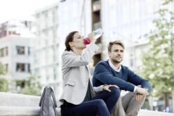 BRITA - Waterfilterfles VITAL - 0,6L - Blauw - Inclusief 1 MicroDisc Waterfilter 27 BRITA - Waterfilterfles VITAL - 0,6L - Blauw - Inclusief 1 MicroDisc Waterfilter -Aigostar winkel 1200x801 2