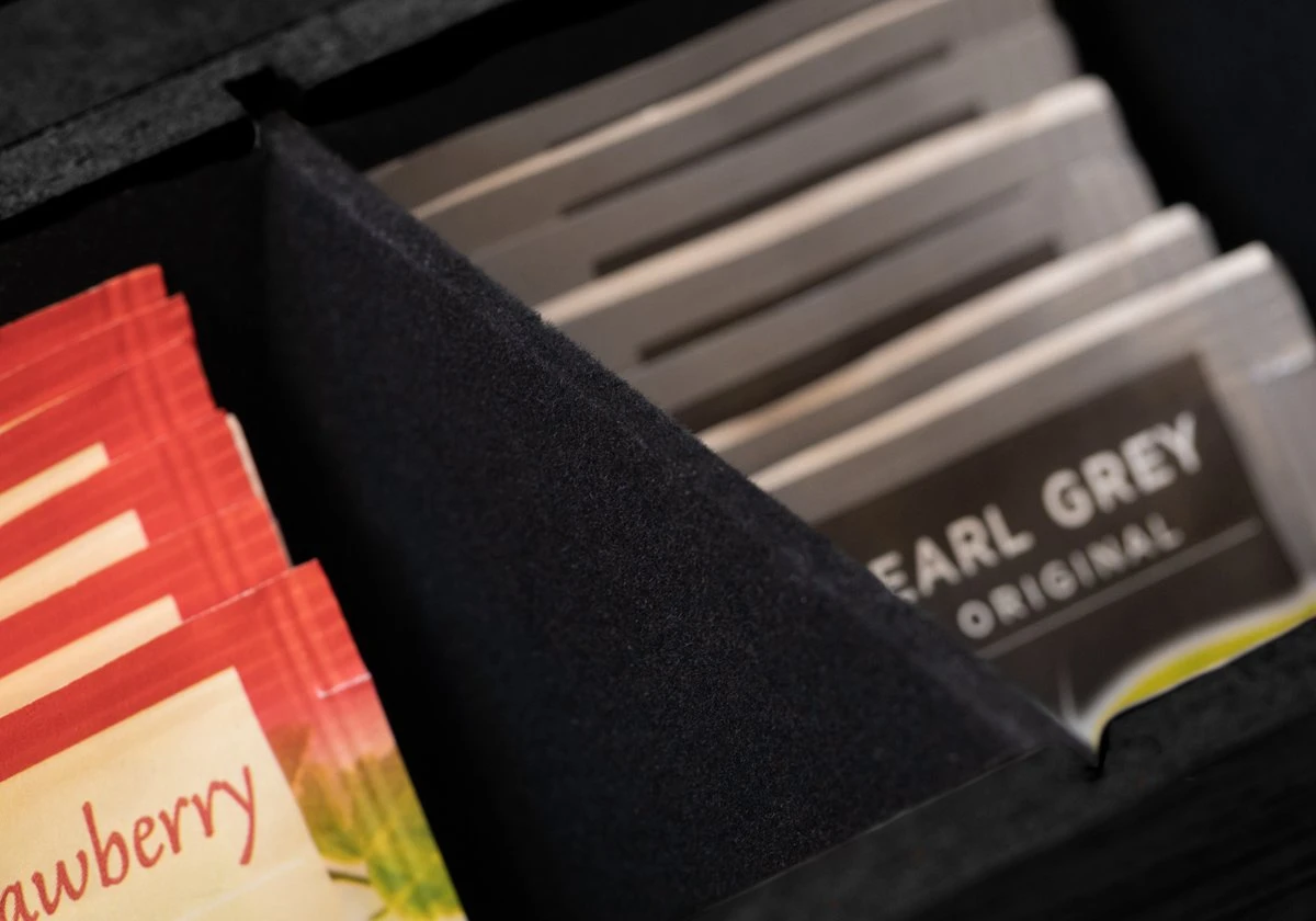 CasaLupo Theedoos Zwart 6-vaks - Met Fluweel - 24 X 16 Cm 6 CasaLupo Theedoos Zwart 6-vaks - Met Fluweel - 24 X 16 Cm - Afbeelding 4