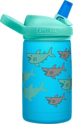 CamelBak Eddy+ Kids SST Vacuum Insulated - Isolatie Drinkfles - 350 Ml - Blauw (School Of Sharks) 8 CamelBak Eddy+ Kids SST Vacuum Insulated - Isolatie Drinkfles - 350 Ml - Blauw (School Of Sharks) -Aigostar winkel 706x1200 2