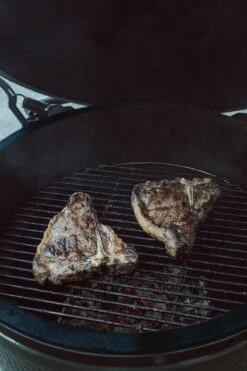 Kamado Vilt | BBQ Vilt | 3 Mm Dik ZWART | Kamado Vervangingsvilt | Hitteseal / Luchtseal BBQ | Geschikt Voor: Big Green Egg, Black Bastard, Kamado Joe, Big Joe & Grill Guru 12 Kamado Vilt | BBQ Vilt | 3 Mm Dik ZWART | Kamado Vervangingsvilt | Hitteseal / Luchtseal BBQ | Geschikt Voor: Big Green Egg, Black Bastard, Kamado Joe, Big Joe & Grill Guru -Aigostar winkel 800x1200 50