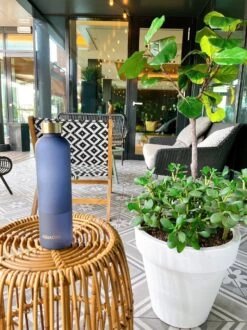 Aquachic - 1L Waterfles Met 2 Doppen En Tijdsmarkeringen - Lekvrij & Licht - Duurzaam - Nederlands Merk - Drink Fles / Bidon- Blauw 1 Liter -Aigostar winkel 899x1200 7