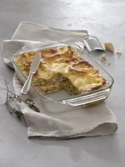 Pyrex Ovenschaal Rechthoek - Met Grepen - Borosilicaatglas - 1,4 Liter - Transparant 22 Pyrex Ovenschaal Rechthoek - Met Grepen - Borosilicaatglas - 1,4 Liter - Transparant -Aigostar winkel 902x1200 4