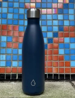 Wattamula Design Eco RVS Drinkfles - Donkerblauw - Extra Dop Met Rietje En Carrier - 500 Ml - Waterfles - Thermosfles - Sport 13 Wattamula Design Eco RVS Drinkfles - Donkerblauw - Extra Dop Met Rietje En Carrier - 500 Ml - Waterfles - Thermosfles - Sport -Aigostar winkel 918x1200